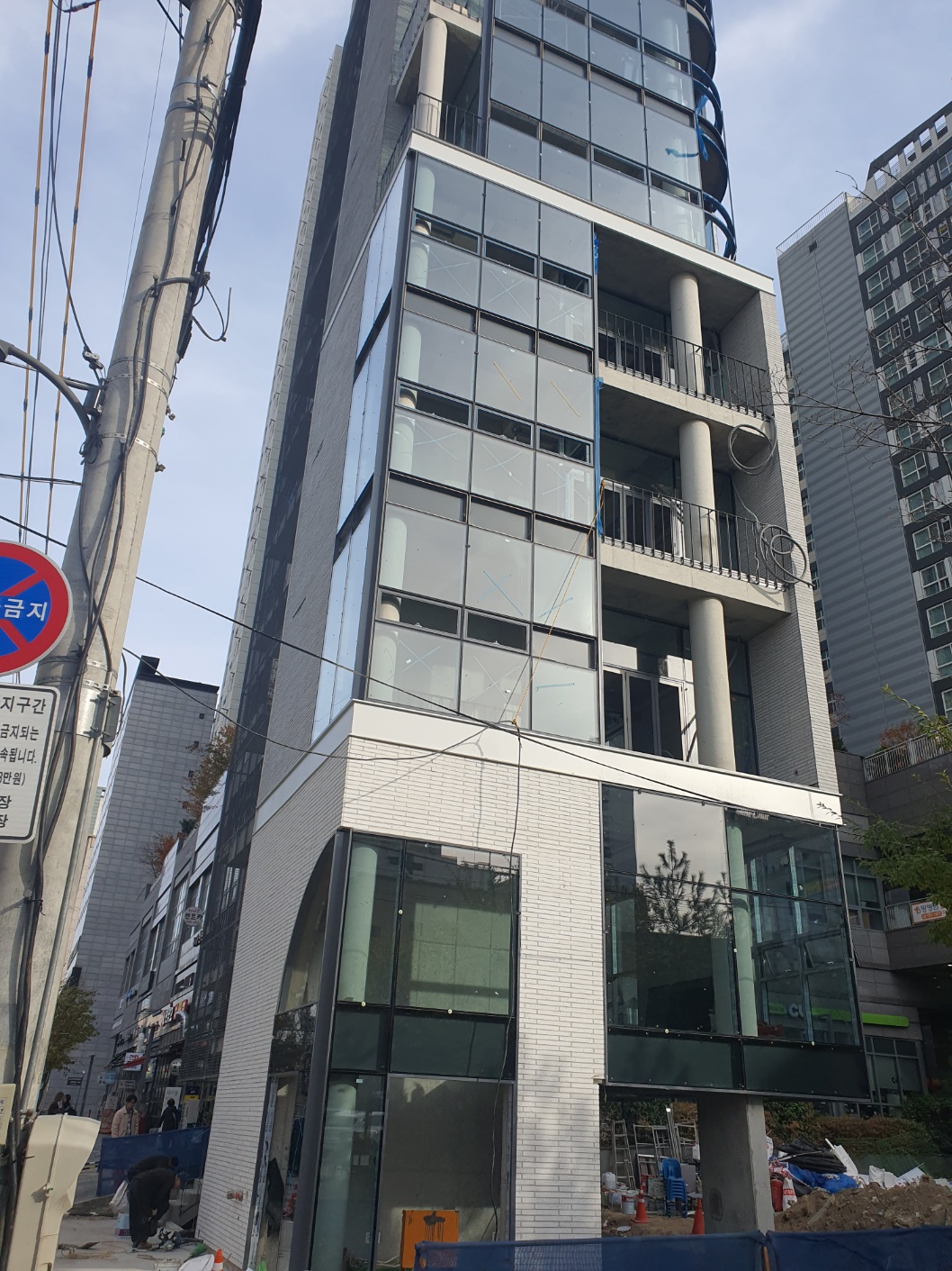 3067116411_Lom2KaUw_e4a85d3b614e4e98d52978bd3070f7902c231ba7.jpg 이미지크게보기